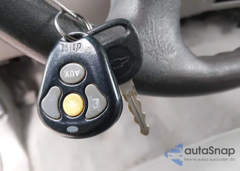 2004 Chevrolet Tahoe Ls z USA, uszkodzony, nr VIN 1GNEK13Z04J279733